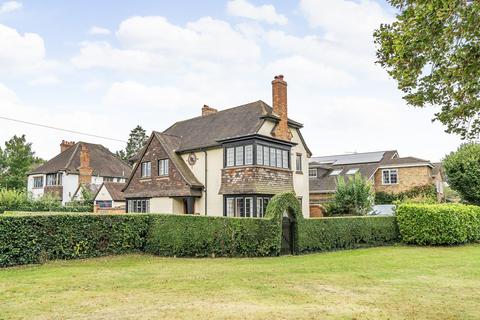 3 bedroom detached house for sale, Latchmoor Way, Chalfont St. Peter, Gerrards Cross, Buckinghamshire, SL9