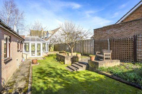 3 bedroom bungalow for sale, Meadow Lane, Iffley Village, Oxford, OX4