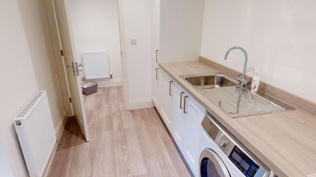 8-St-Stephens-Pl-04152024 211524.jpg