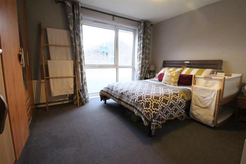 1 bedroom flat for sale, Jasmine Gardens, Harrow