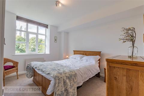 37 Whitehead Close, Greenfield, Oldham, OL3 7PP