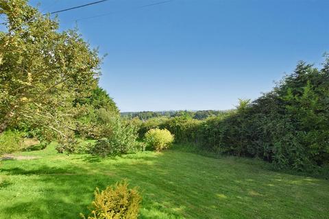 4 bedroom detached bungalow for sale, Llanarth