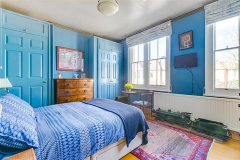 51 Ramsay Road, London, W3 8AZ