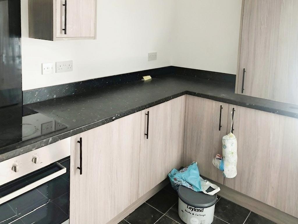 Manchester Road, Kearsley, Bolton, BL4 2 bed flat to rent £800 pcm (£185 pw)