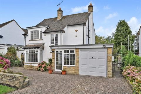 3 bedroom detached house for sale, Westgate, Guiseley, Leeds