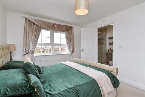 4 bedroom detached house for sale, Linnet Crescent, Peacehaven, Brighton, East Sussex