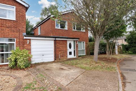 3 bedroom link detached house for sale, Robin Mead, Welwyn Garden City, Hertfordshire, AL7