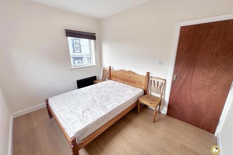 1 bedroom flat to rent, Lower York Street, Wakefield WF1