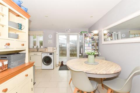 4 bedroom semi-detached house for sale, Bridge Close, Codmore Hill, Pulborough, West Sussex