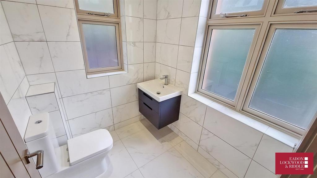 Ground floor wc