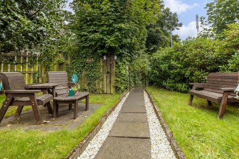 2 bedroom semi-detached house for sale, Carmunnock Road, Glasgow