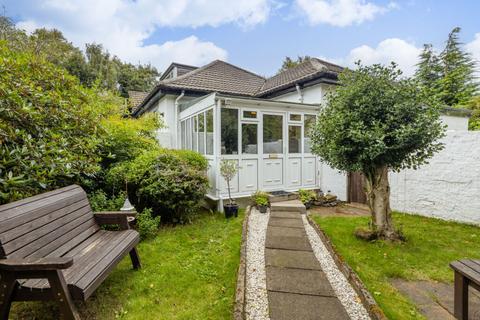 111 Carmunnock Road, Glasgow, G44 4UL