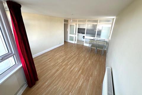 2 bedroom flat to rent, Redbridge Lane East, Ilford IG4