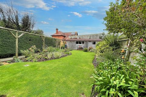 4 bedroom semi-detached house for sale, Bath Road, Sturminster Newton