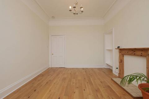 2 bedroom flat for sale, 2/10 Lochrin Place, Tollcross, Edinburgh, EH3 9QY