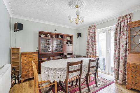 4 bedroom semi-detached house for sale, Valley Road, Newhaven