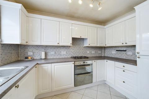 17 Cowleaze, Chinnor, OX39 4TD