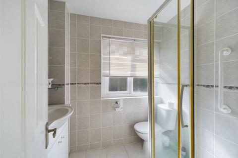 17 Cowleaze, Chinnor, OX39 4TD