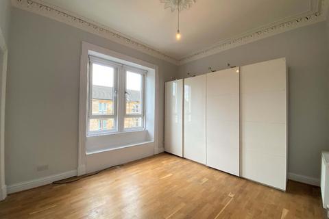 2 bedroom flat to rent, Meadowpark Street, Dennistoun, Glasgow, G31