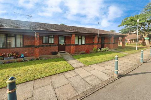 1 bedroom bungalow for sale, St. Claires Court, Lincoln