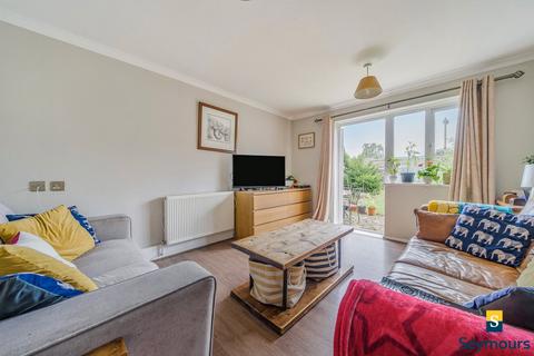 1 bedroom flat for sale, Hornhatch, Guildford GU4