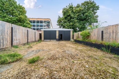55 Delamere Road, Hayes, UB4 0NN