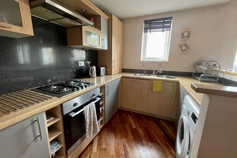 2 bedroom apartment to rent, Ellerman Road, Liverpool