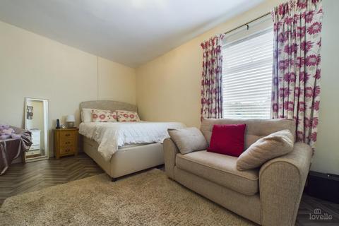 32 Dam Road, Barton-upon-humber, DN18 5AU