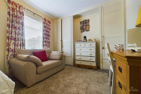 32 Dam Road, Barton-upon-humber, DN18 5AU
