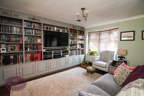 1 Fenroth Close, Nottingham, NG6 7FL