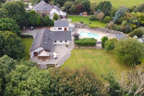 5 bedroom property with land for sale, Maes Yr Haul, Crowhill, Haverfordwest