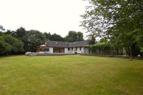 5 bedroom property with land for sale, Maes Yr Haul, Crowhill, Haverfordwest