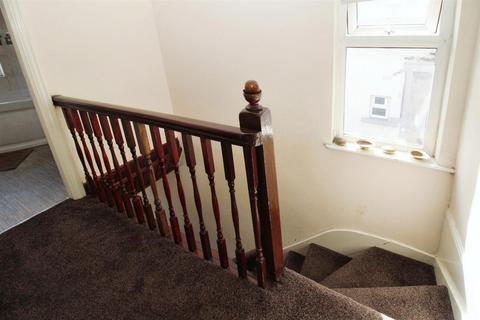 327 Idle Road, Bradford, BD2 4JU
