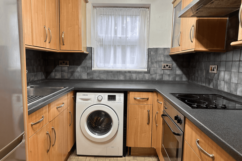 1 bedroom apartment to rent, Manford Way, Chigwell, IG7