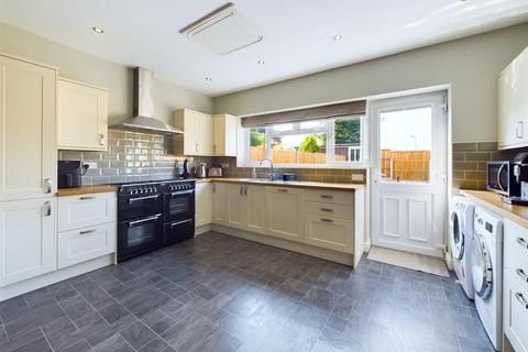 3 bedroom end of terrace house for sale, Lyth Hill Road, Bayston Hill, Shrewsbury