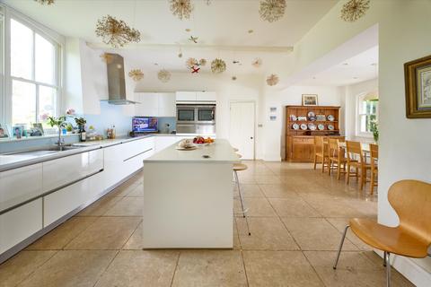 undefined, Ascott-Under-Wychwood, Chipping Norton, Oxfordshire, OX7