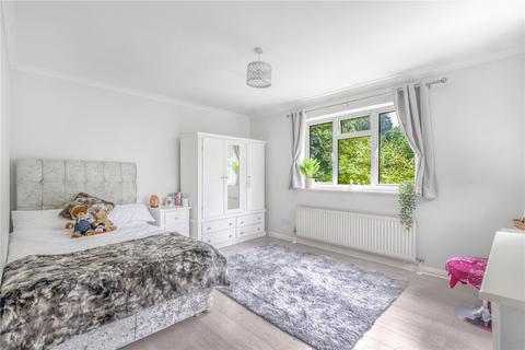 16 Rolinsden Way, Keston, BR2 6HY