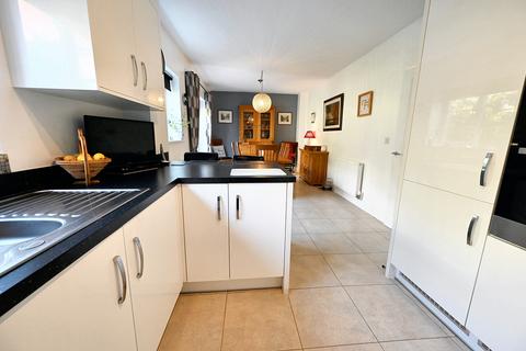 4 bedroom detached house for sale, Bower Close, Ashbourne, DE6