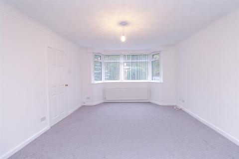 3 bedroom house to rent, Brookside, Rotherham S65