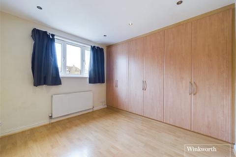 3 bedroom end of terrace house for sale, Lewgars Avenue, London NW9