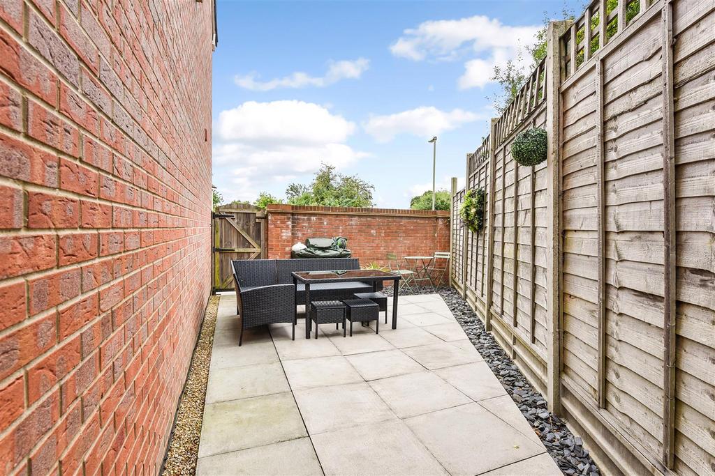 Sketch Ph5 5442302.jpg