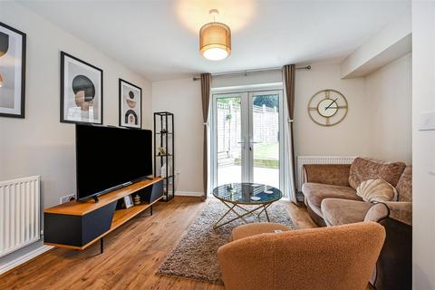 undefined, Bridle Close, Andover