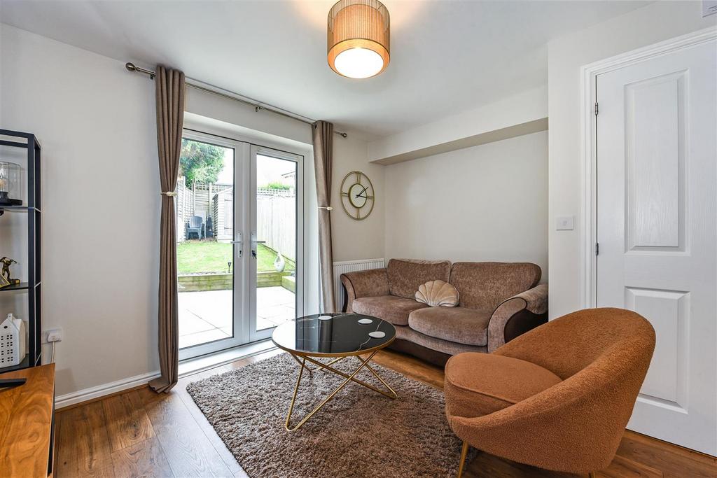 Sketch Ph9 5442306.jpg