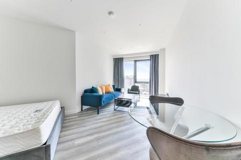 Studio to rent, Aspen, Marsh Wall, Canary Wharf, London, E14