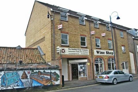 1 bedroom flat to rent, Priory Lane, St. Neots PE19