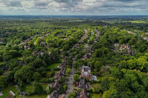 6 bedroom detached house for sale, Nicholas Way, Northwood, HA6 2TS