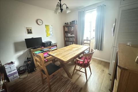 35 Chalmers Road, Ashford, TW15 1DT