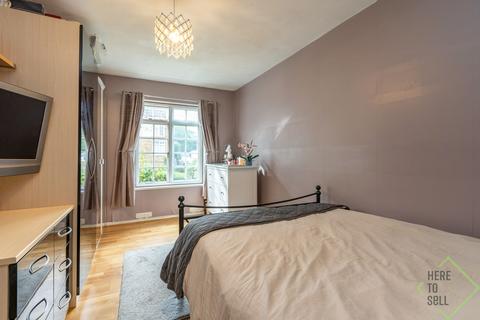 2 bedroom flat for sale, Enfield EN2