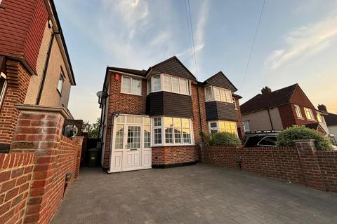 3 bedroom semi-detached house to rent, Brockman Rise, Bromley BR1