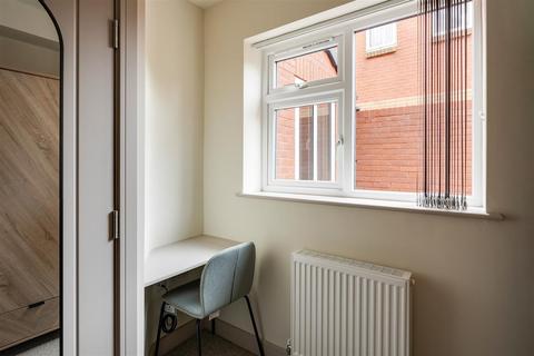 1 bedroom in a house share to rent, Bonnington Walk, Bristol BS7